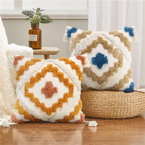 Housse de coussin bohème coton tufté à pompons 45x45 cm