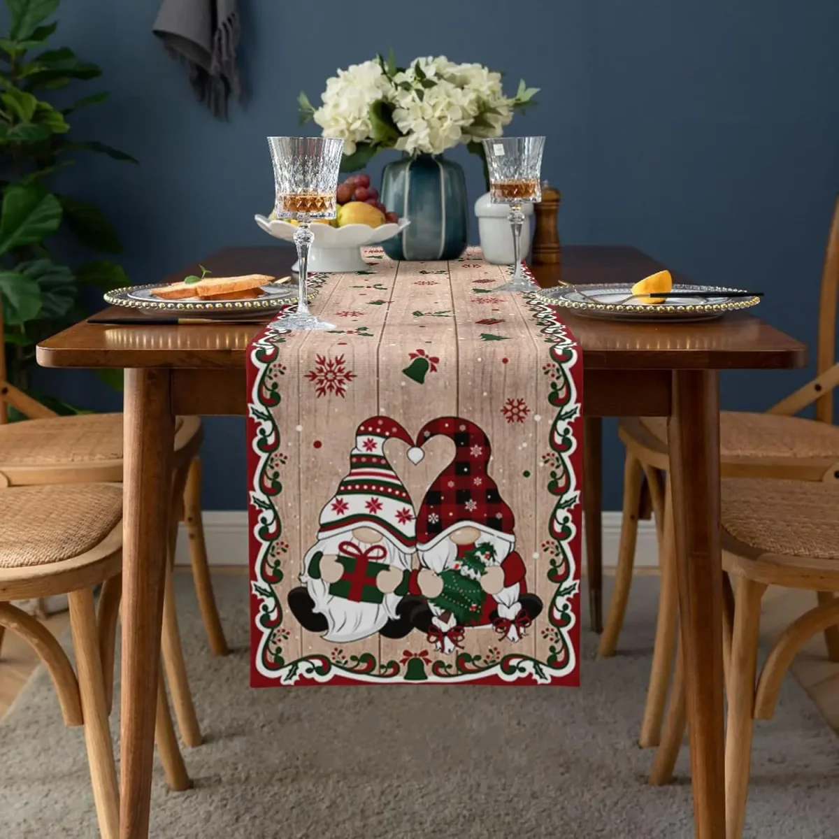 Chemin de table lin imprimé Noël gnome, lavable, décoration intérieure – Image 3