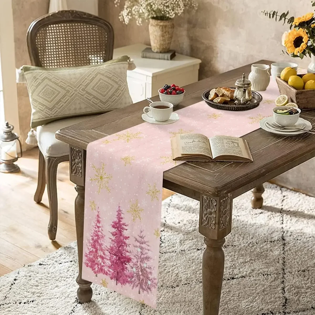 Chemin de table lin Noël imprimé flocons dorés, durable, lavable – Image 7