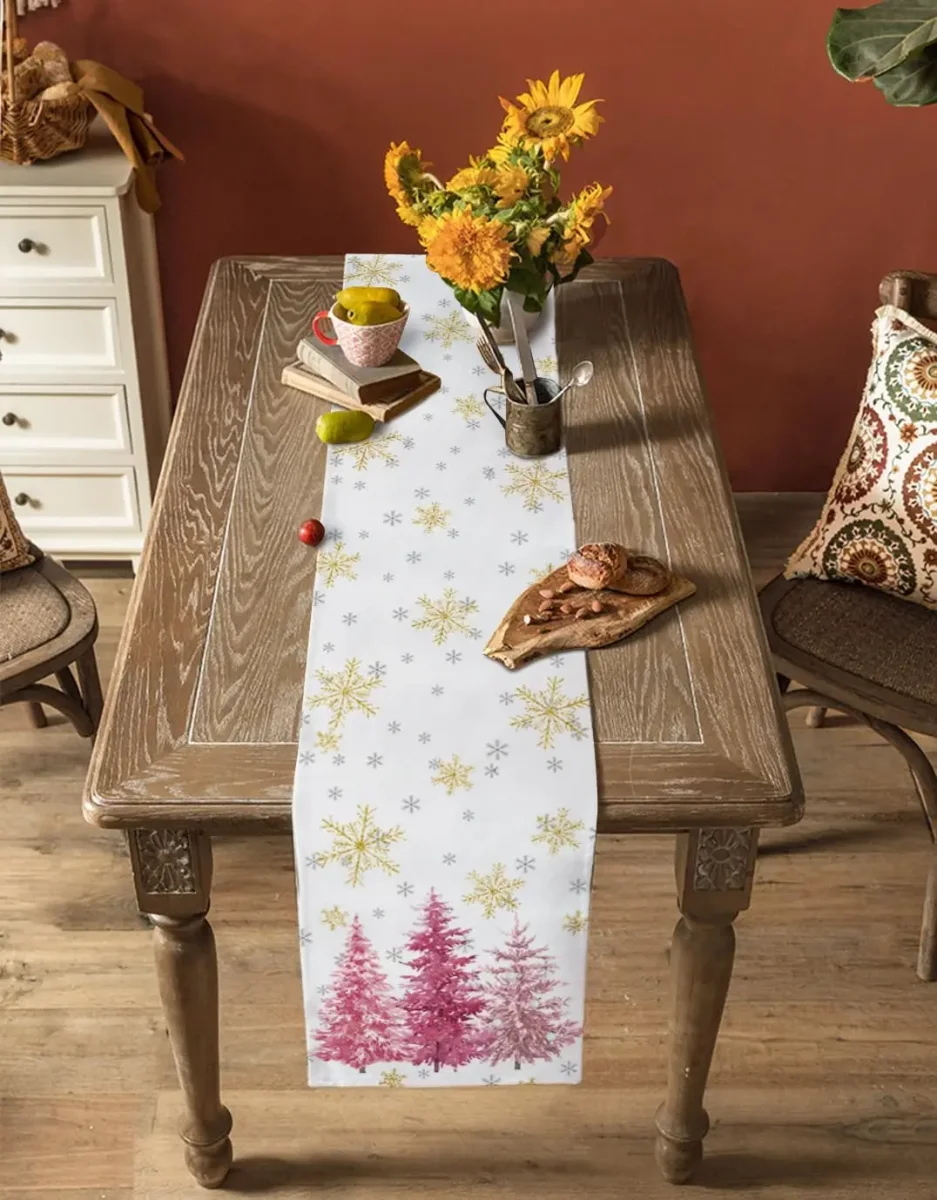 Chemin de table en lin imprimé sapin rose Noël élégant – Image 5