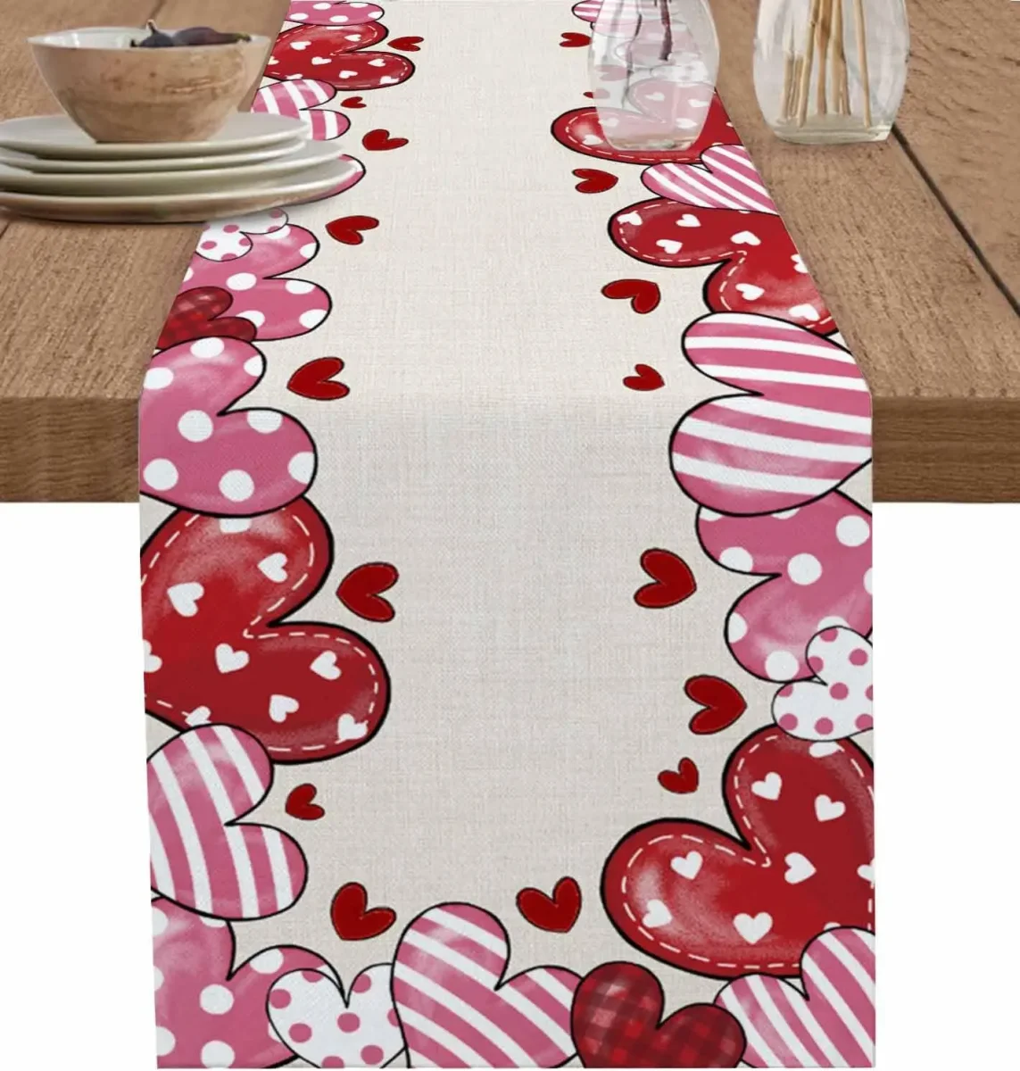Chemin de table en lin imprimé cœur Saint-Valentin décor table
