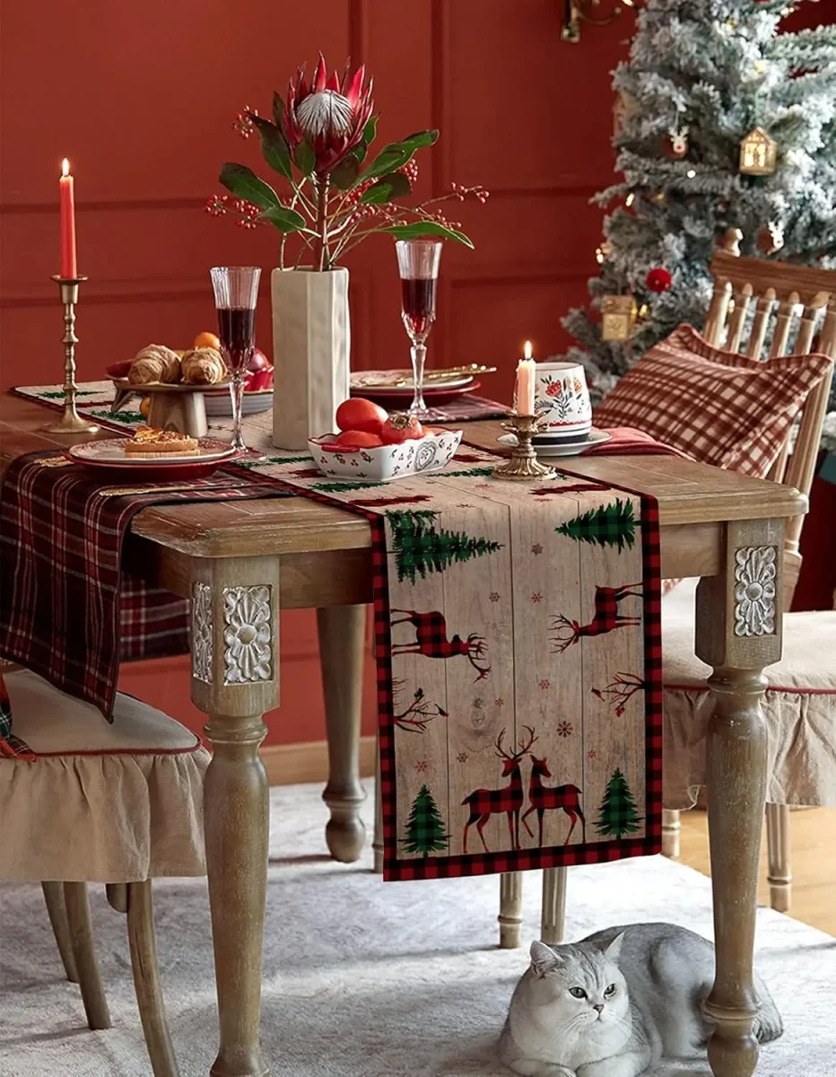 Chemin de table lin imprimé flocons et carreaux Noël – Image 4