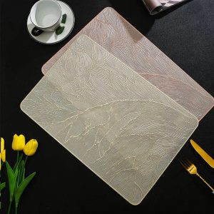 Set de table rectangulaire en PVC motif plume anti-brûlure pour décoration intérieure