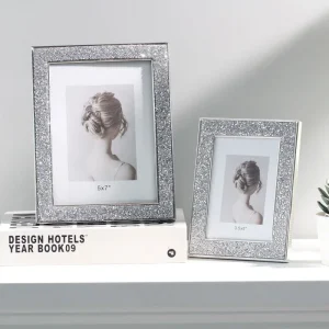 Cadre photo métal cristal minimaliste pour décoration intérieure élégante et moderne