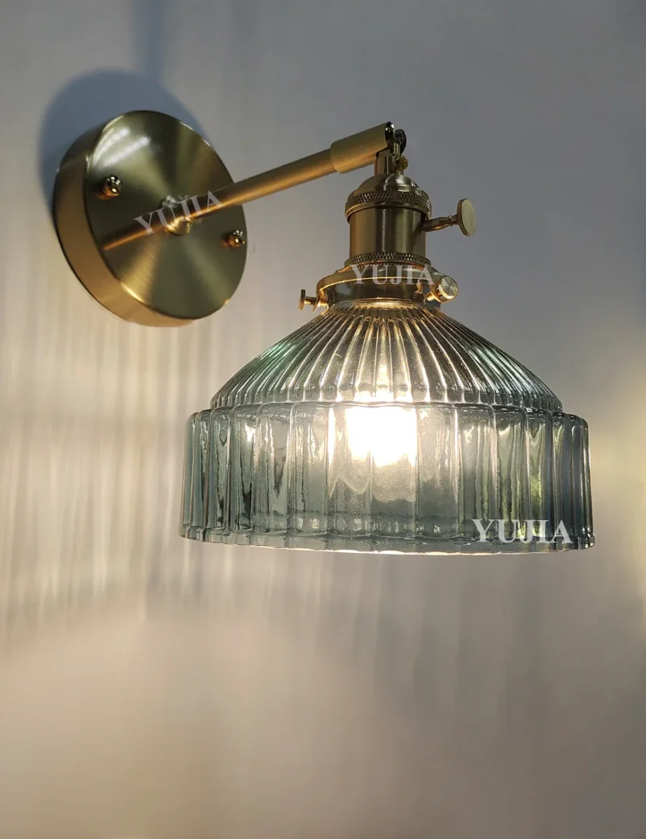 Applique murale LED rotative en laiton design nordique moderne pour couloir ou chambre