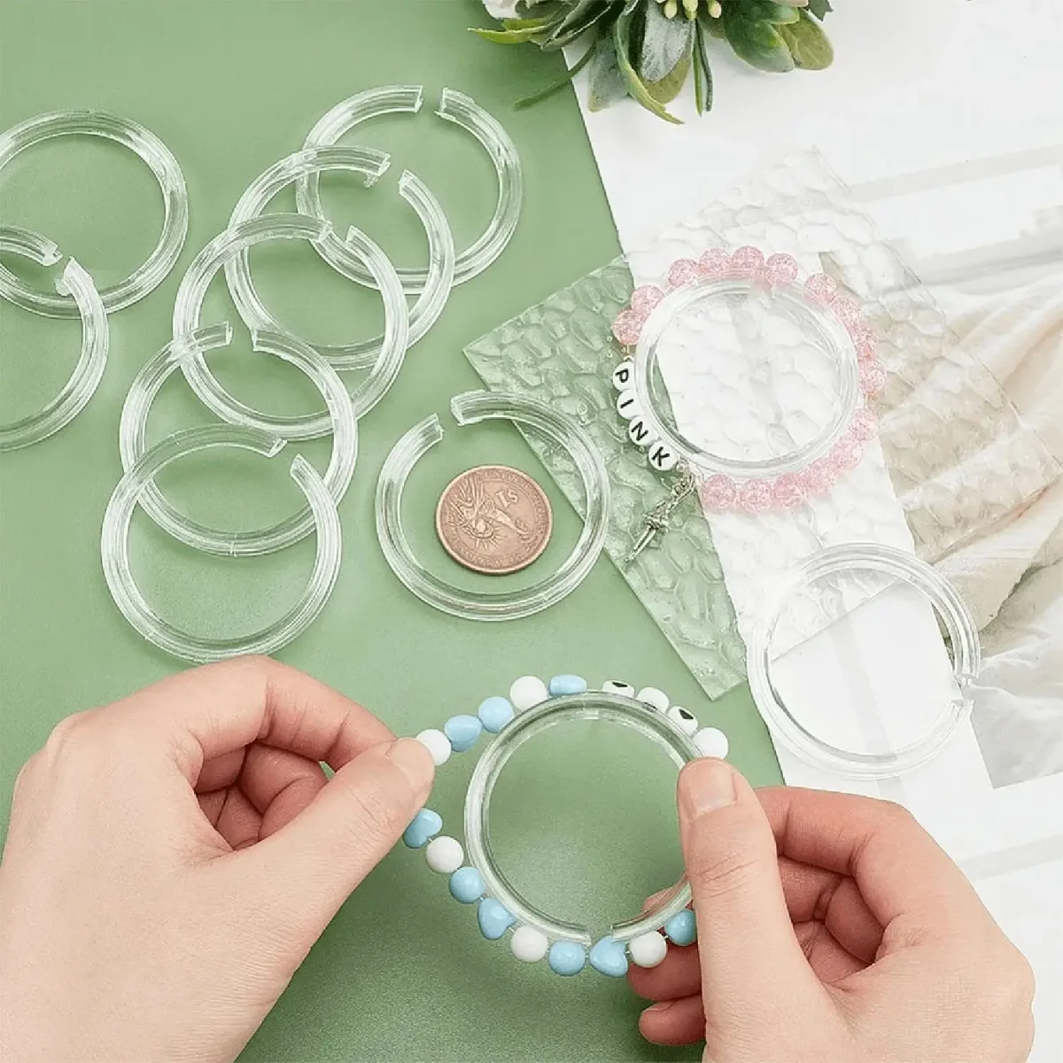 Présentoir de bracelets en perles acrylique transparent - Lot de 5 étagères rondes pour bijoux – Image 3
