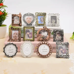 Mini cadre photo porte-clés rétro en métal alliage pour décoration bureau et cadeaux personnalisés