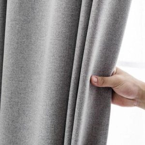 Double rideau en polyester gris clair pour salon