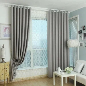 Rideau en polyester gris à texture tissée pour salon