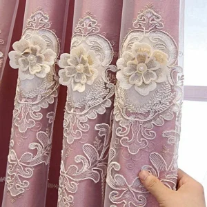 Rideau en polyester rose style classique