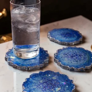 Set de 4 Dessous de Verre Géode Bleu – Résine Époxy Effet Cristal – 11 cm – Idée Cadeau Chic